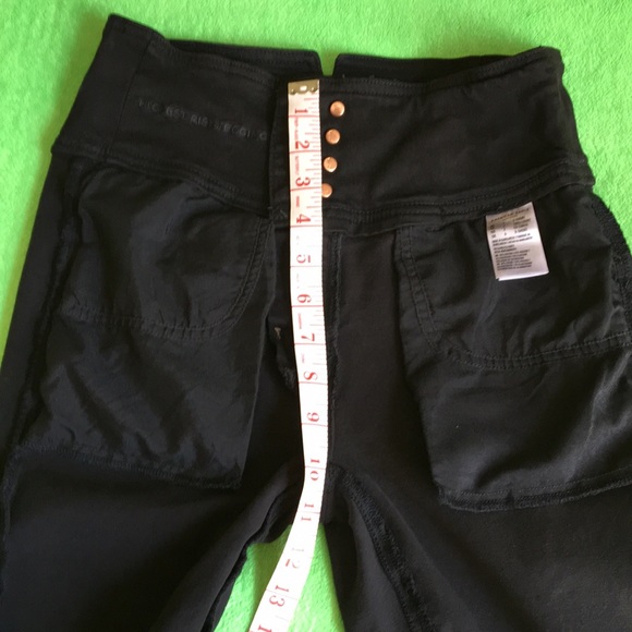 American Eagle high waisted jeans - Picture 8 of 8